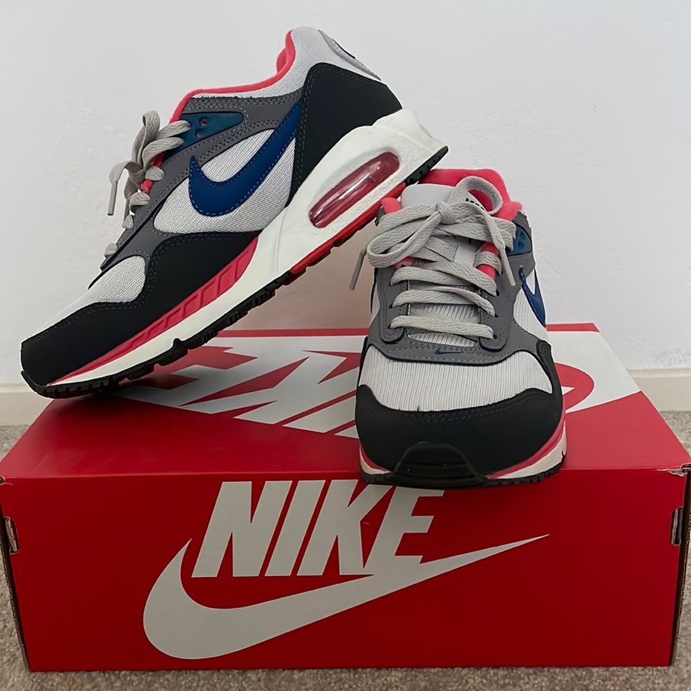 Women’s Nike Air Max Correlate